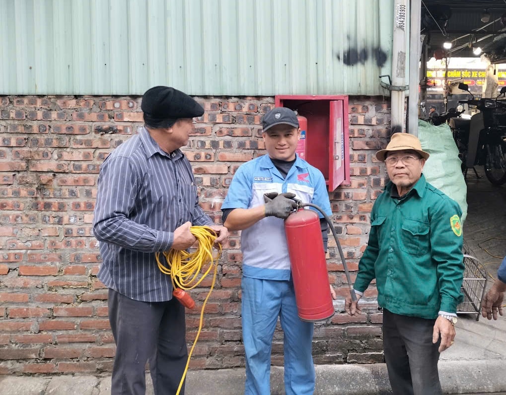 Phường Việt Hưng: Lan tỏa mô hình tổ dân phố văn minh, an ninh, chuyển đổi số- Ảnh 2.