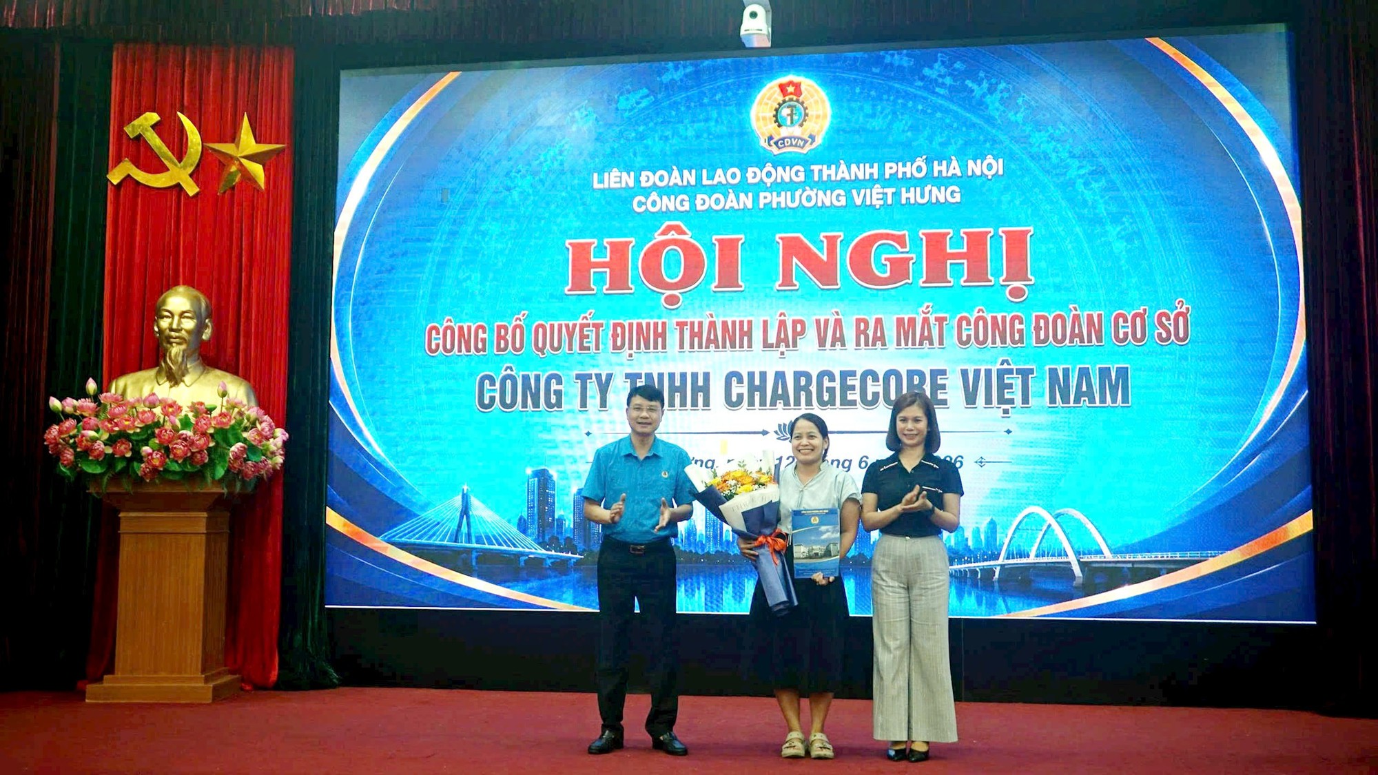 Công đoàn phường Việt Hưng tổ chức Hội nghị sơ kết công tác Công đoàn 06 tháng đầu năm - Tổng kết công tác Tháng Công nhân năm 2026 - Tập huấn công tác tài chính năm 2026- Ảnh 9.