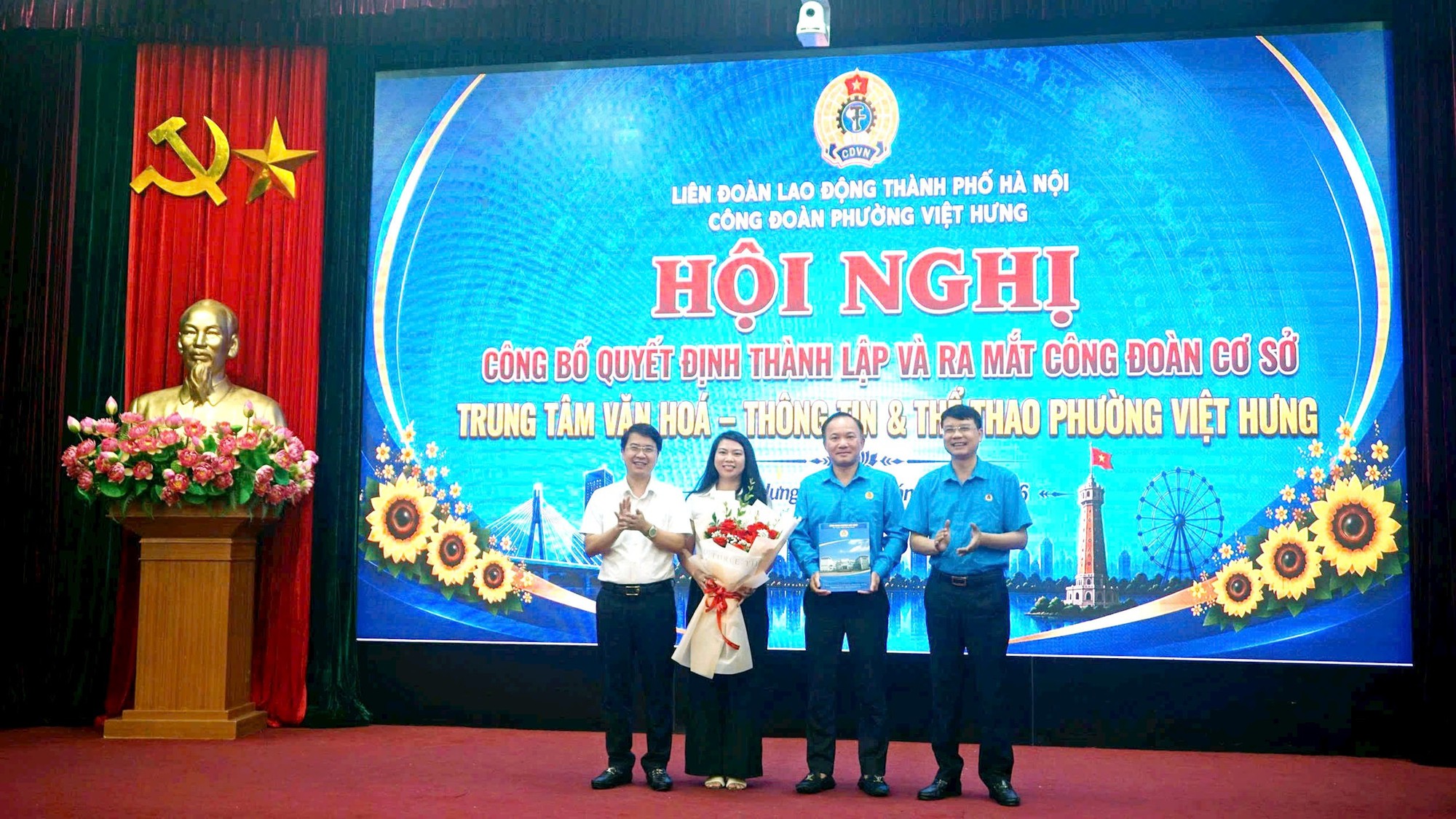 Công đoàn phường Việt Hưng tổ chức Hội nghị sơ kết công tác Công đoàn 06 tháng đầu năm - Tổng kết công tác Tháng Công nhân năm 2026 - Tập huấn công tác tài chính năm 2026- Ảnh 8.