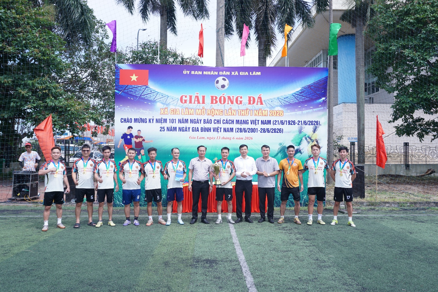 BẾ MẠC GIẢI BÓNG ĐÁ VÔ ĐỊCH XÃ GIA LÂM MỞ RỘNG LẦN THỨ I NĂM 2026- Ảnh 3.