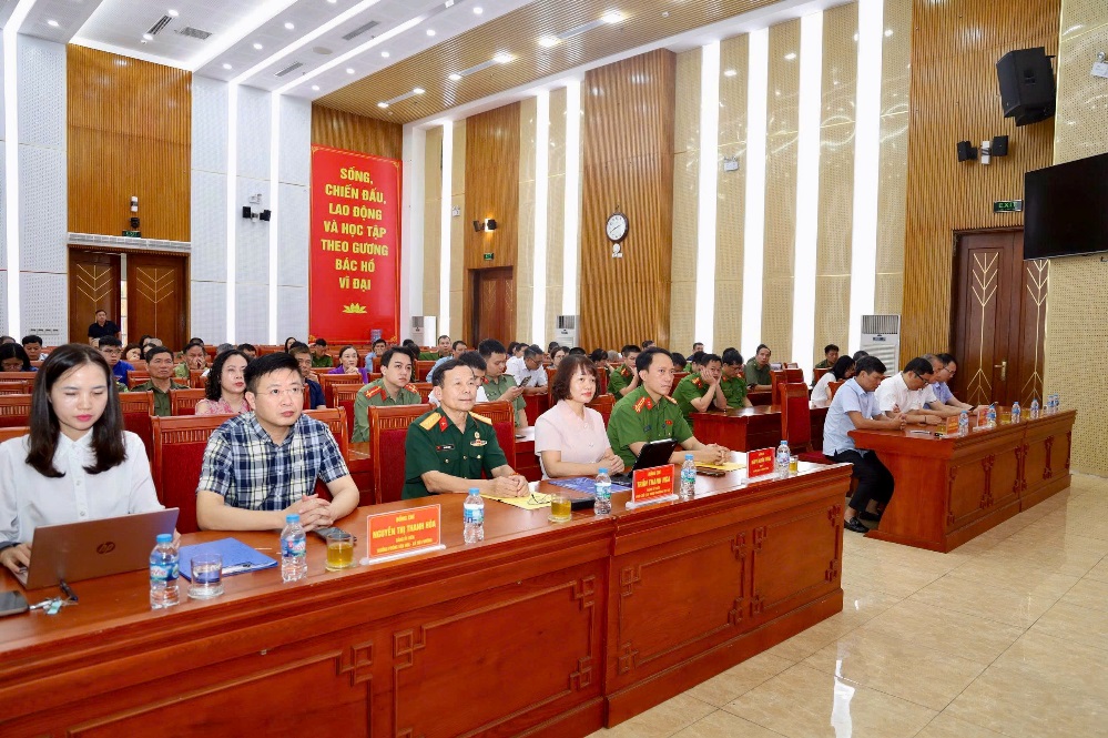 Công an phường Yên Sở phối hợp với phòng Văn hóa - Xã hội triển khai, phát động và tuyên truyền về cuộc thi trực tuyến "Tìm hiểu luật phòng, chống ma túy và các văn bản hướng dẫn thi hành"- Ảnh 3.