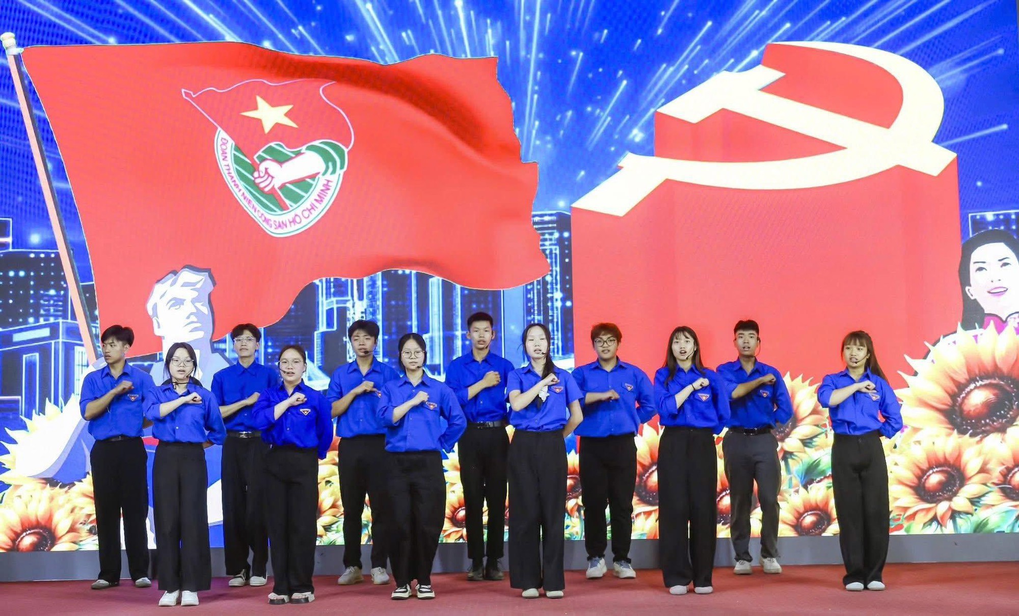 D:\kho\truyền thanh huyện\2026\2026.6\trại hè\722217931_1614235717371871_6030807531153627783_n.jpg