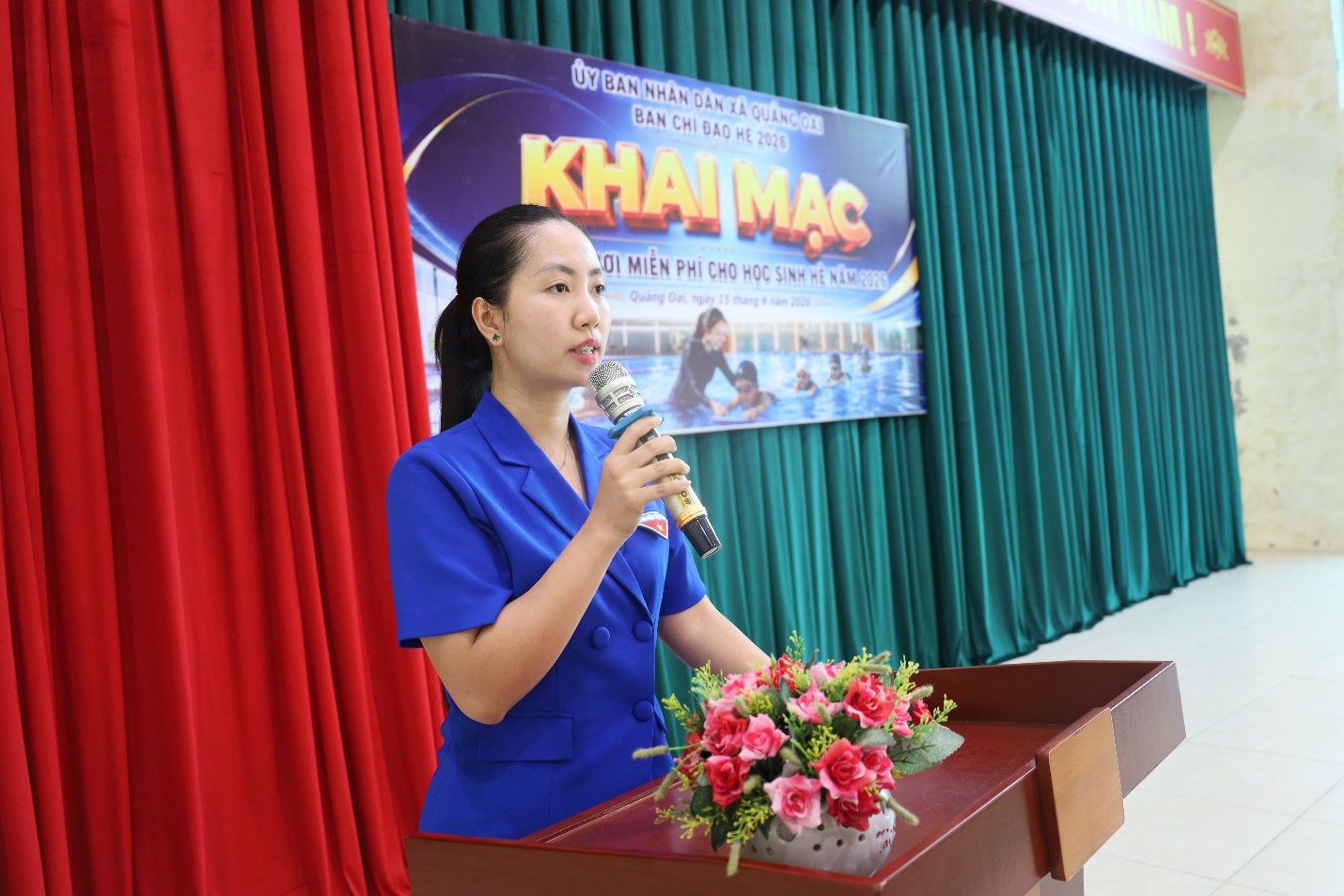 D:\Desktop\Bơi hè\IMG_0407.JPG