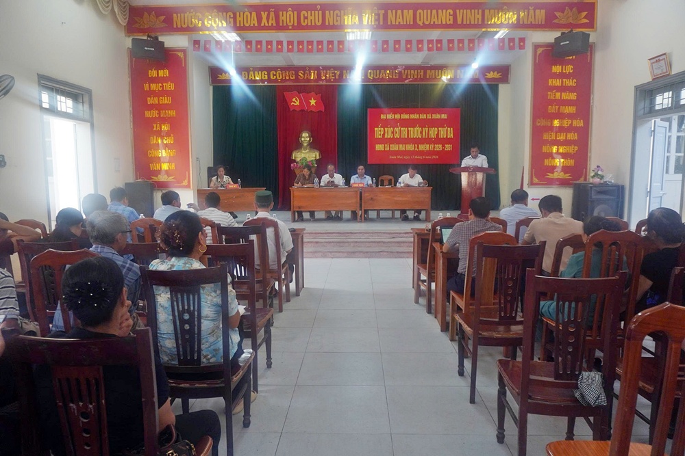 Tổ đại biểu số 3 HĐND xã Xuân Mai tiếp xúc cử tri trước kỳ họp thứ ba tại nhà văn hóa thôn Nam Hài- Ảnh 1.