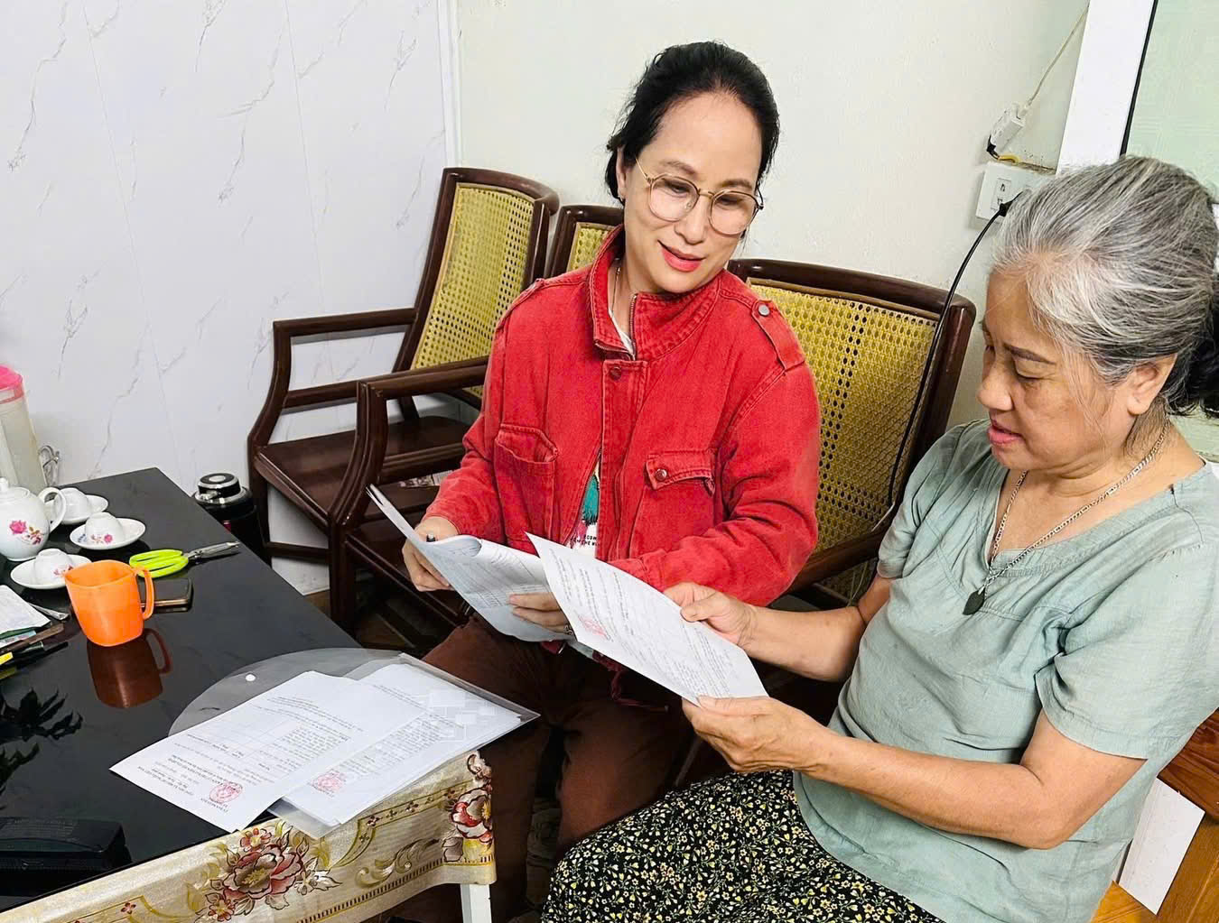 Xã Hoài Đức tích cực triển khai lấy ý kiến việc sắp xếp thôn, tổ dân phố bảo đảm công khai, minh bạch- Ảnh 2.