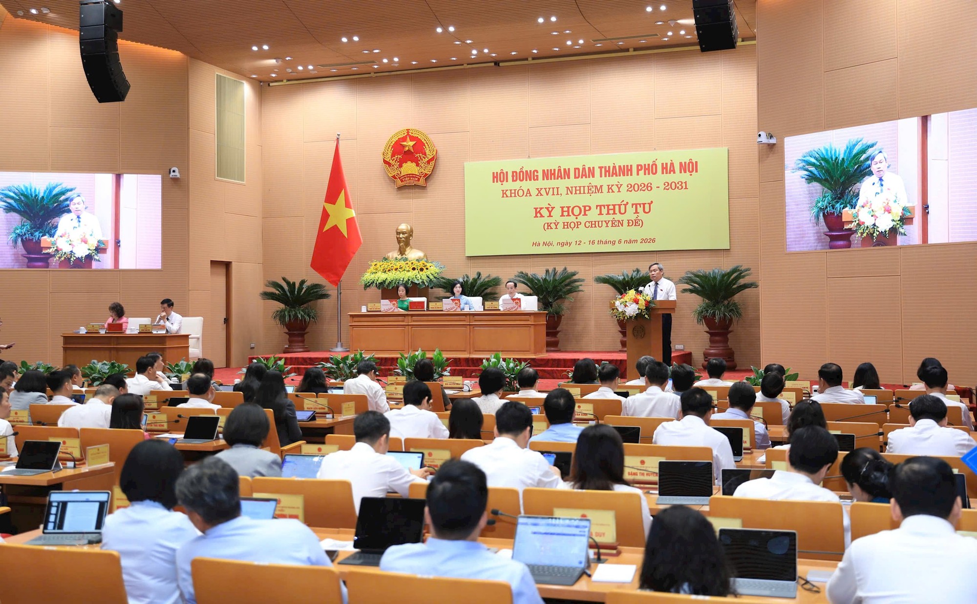 Luật Thủ đô sẽ tạo dựng mô hình phát triển mới cho Hà Nội trong nhiều năm tới- Ảnh 2.