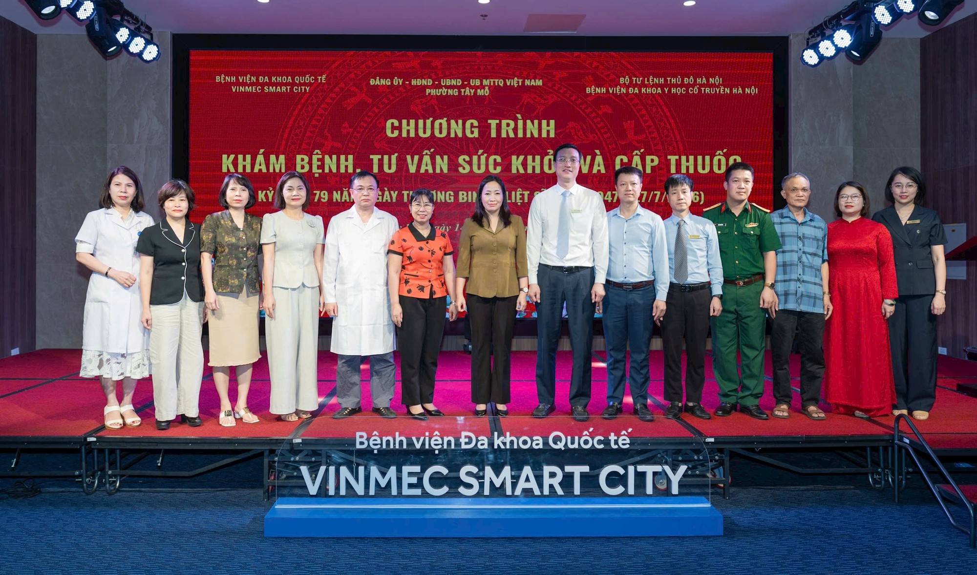 Phường Tây Mỗ khám, phát thuốc miễn phí cho người có công và thân nhân người có công- Ảnh 1.