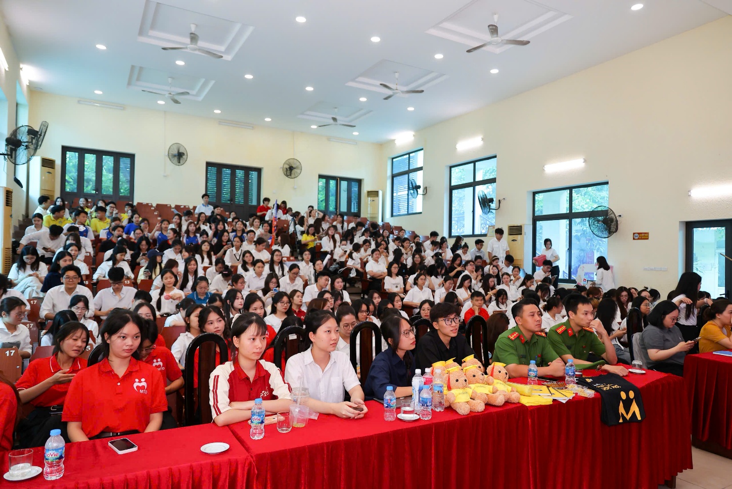 Tuyên truyền phòng chống ma tuý tại trường Đại học Thủ đô- Ảnh 1.