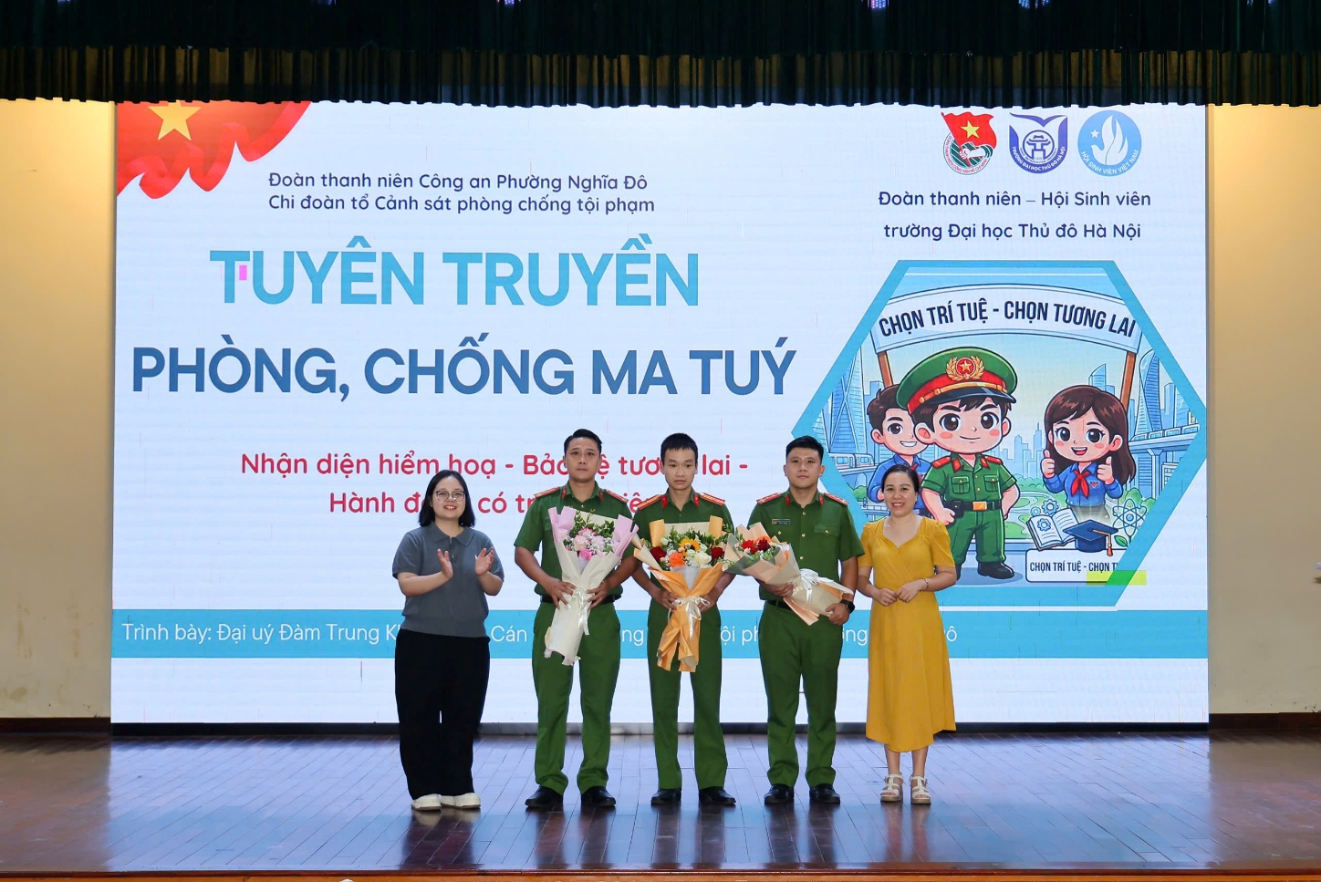 Tuyên truyền phòng chống ma tuý tại trường Đại học Thủ đô- Ảnh 3.