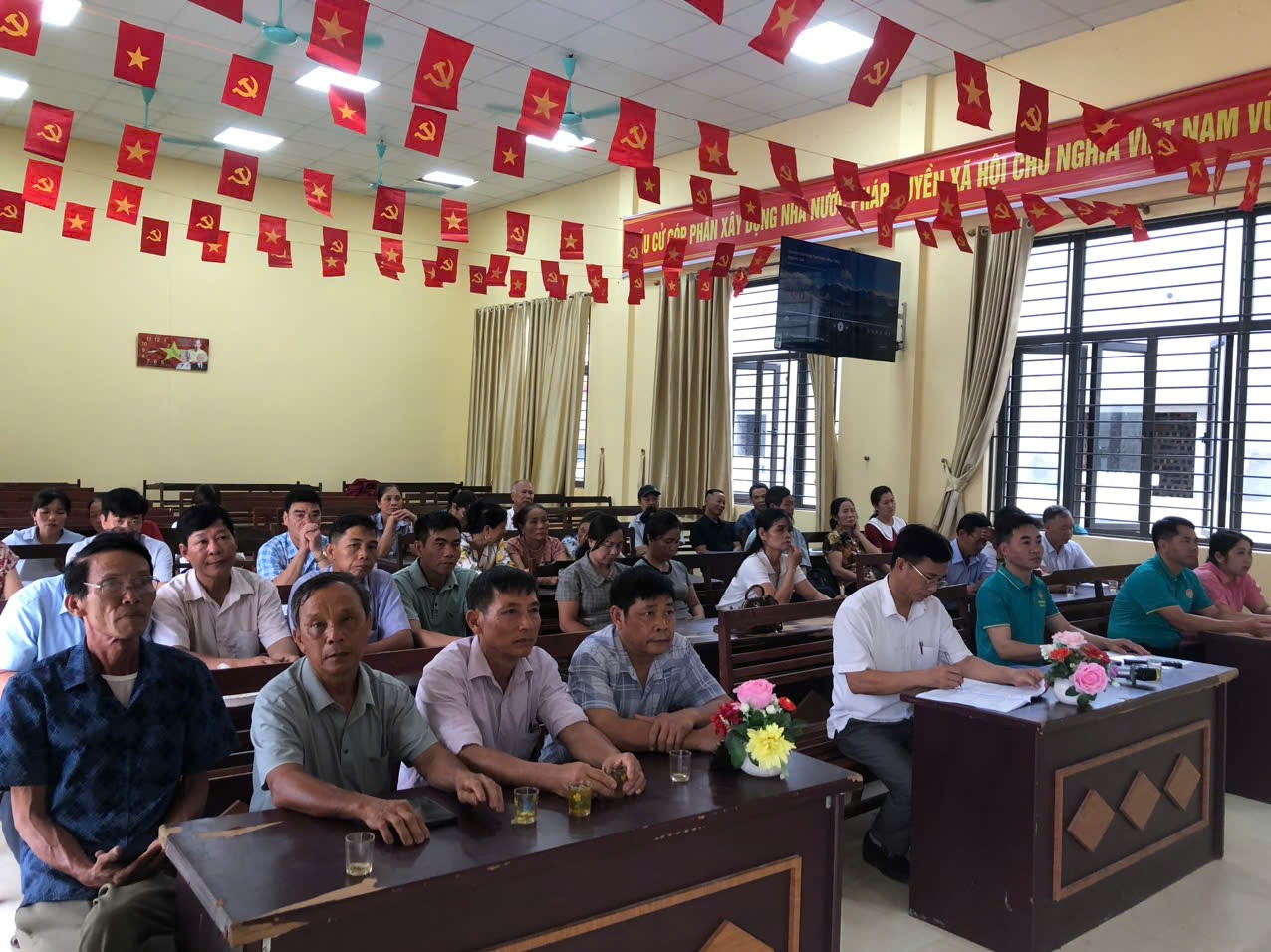 Xã Hồng Sơn sơ kết công tác Hội và phong trào nông dân 6 tháng đầu năm, triển khai nhiệm vụ 6 tháng cuối năm 2026- Ảnh 1.