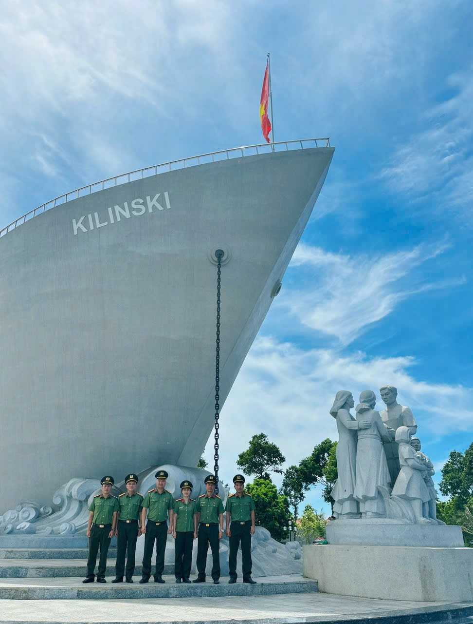 Công an phường Phương Liệt tổ chức các hoạt động kỷ niệm 80 năm Ngày thành lập lực lượng An ninh nhân dân Việt Nam (12/7/1946 – 12/7/2026)- Ảnh 3.