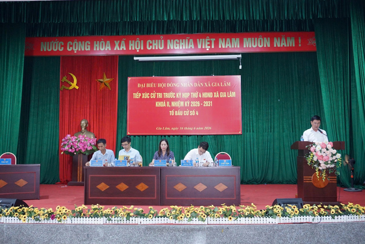 HĐND xã Gia Lâm tiếp xúc cử tri trước kỳ họp thứ 4 HĐND xã khóa II, nhiệm kỳ 2026-2031- Ảnh 2.