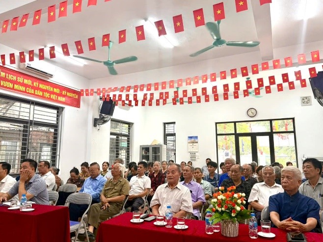 Tổ đại biểu số 8 HĐND phường Thanh Xuân tiếp xúc cử tri trước kỳ họp thứ 3 (kỳ họp thường lệ) HĐND phường khóa II, nhiệm kỳ 2026 - 2031.- Ảnh 6.