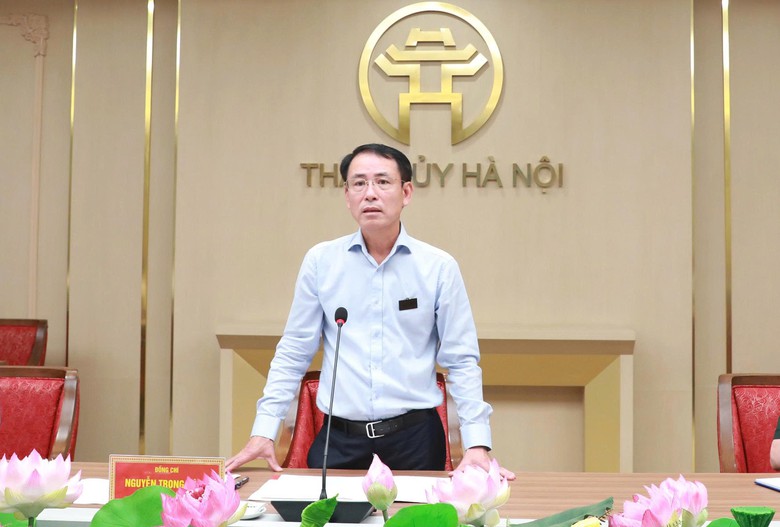 Ban Thường vụ Đảng ủy xã Hoài Đức tiếp sóng hội nghị về tiến độ các dự án trọng điểm và công tác giải phóng mặt bằng- Ảnh 3.