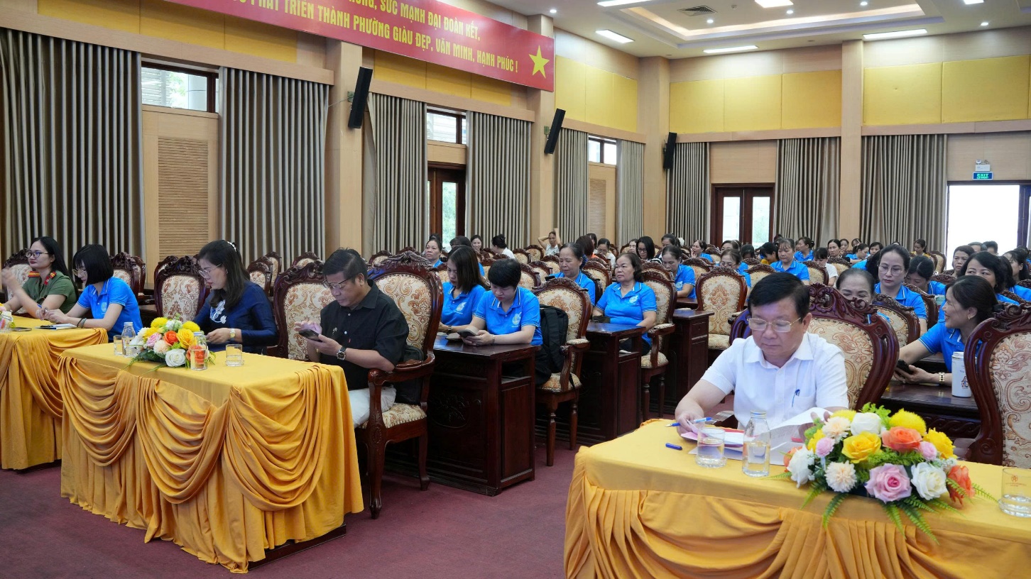 Công bố Quyết định thành lập Chi hội Phụ nữ Trạm Y tế xã.- Ảnh 1.