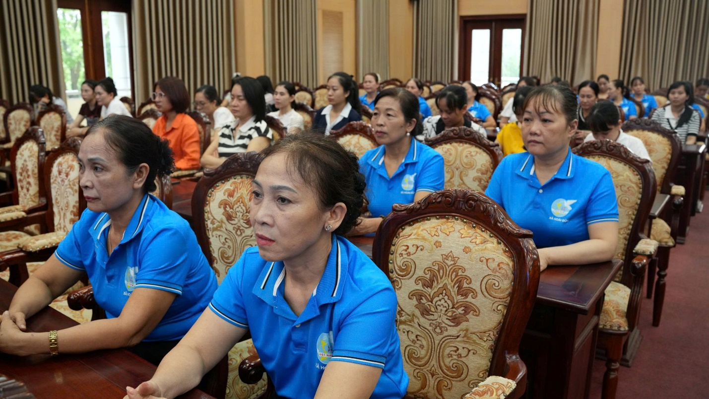 Lan tỏa giá trị gia đình qua tọa đàm “Gia đình hạnh phúc - Quốc gia thịnh vượng”- Ảnh 3.