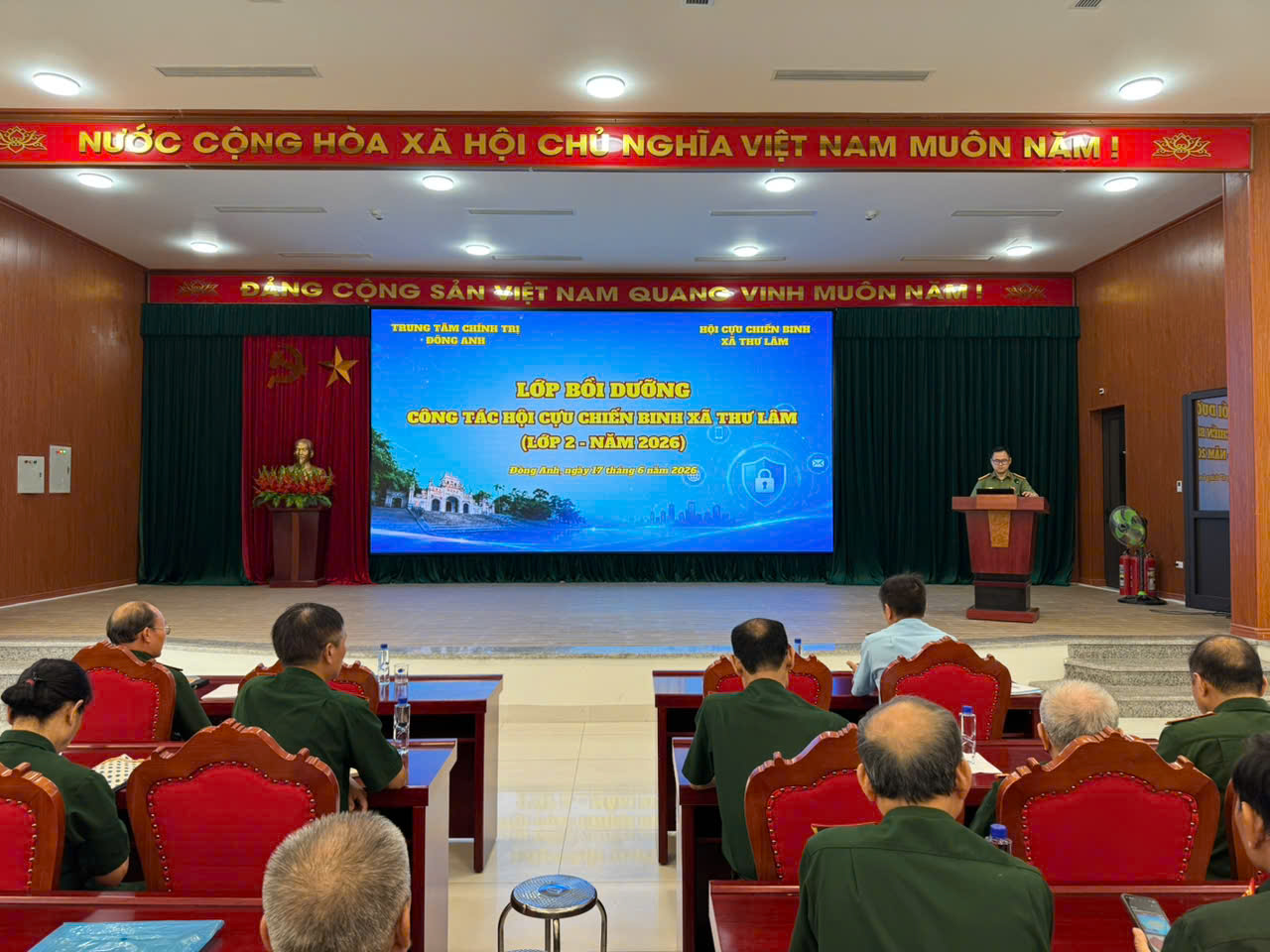 E:\2. Bình\2026\ảnh và Báo\ẢNH TẬP HUẤN 2\10.jpg