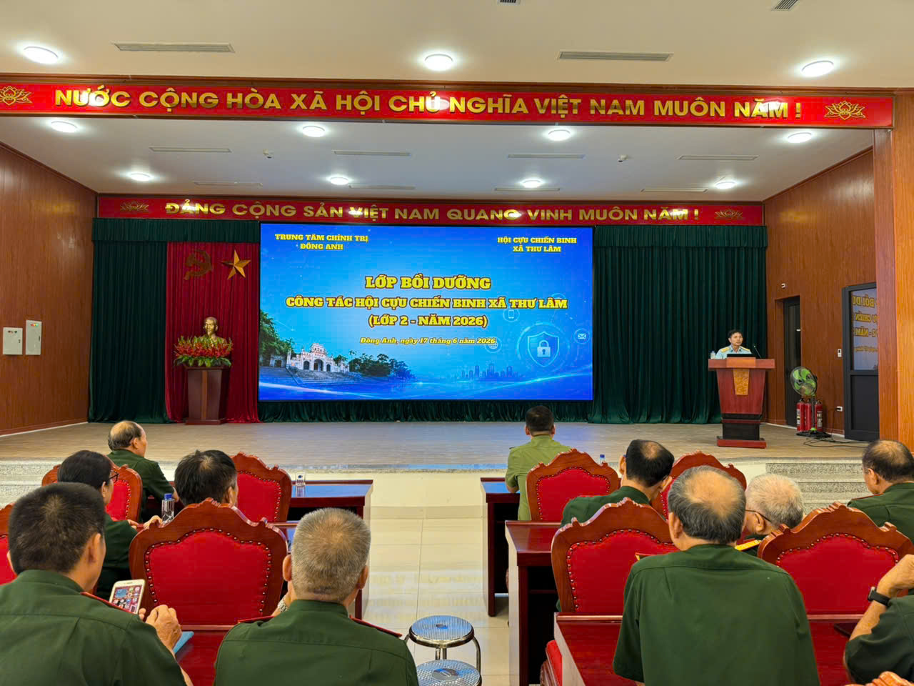 E:\2. Bình\2026\ảnh và Báo\ẢNH TẬP HUẤN 2\9.jpg