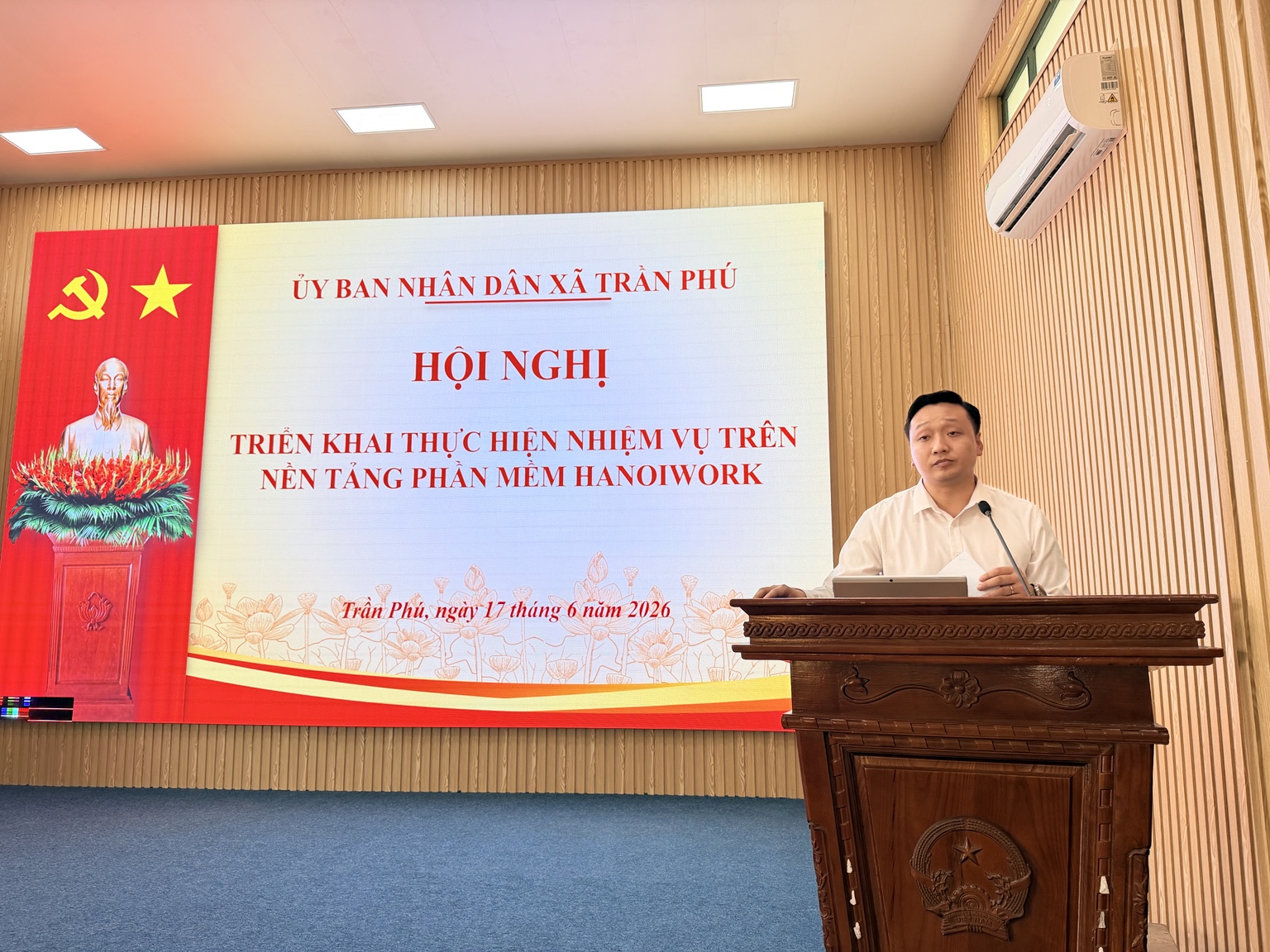 Xã Trần Phú triển khai nền tảng Hanoiwork và hướng dẫn đánh giá cán bộ, công chức, viên chức theo OKR/KPI- Ảnh 1.