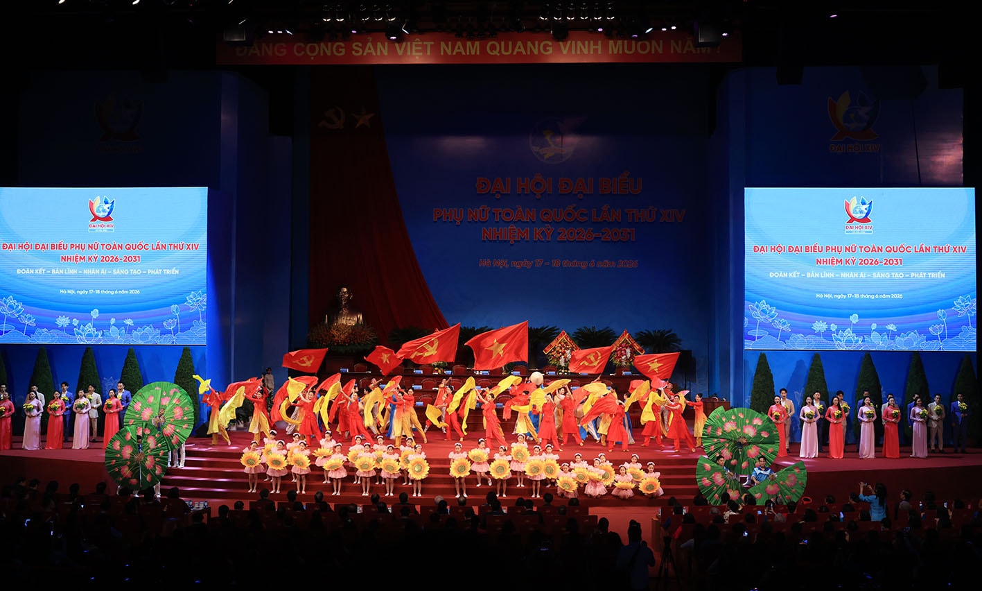 Mỗi cơ sở Hội, cán bộ Hội phải thực sự trở thành điểm tựa bình yên cho phụ nữ- Ảnh 8. Mỗi cơ sở Hội, cán bộ Hội phải thực sự trở thành điểm tựa bình yên cho phụ nữ- Ảnh 8.