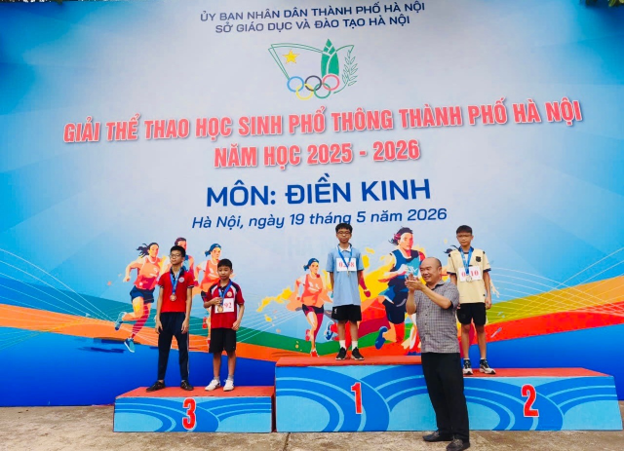 Phường Long Biên gặp mặt, động viên học sinh tham gia thi đấu giải thể thao học sinh phổ thông Toàn Quốc năm 2026- Ảnh 2.