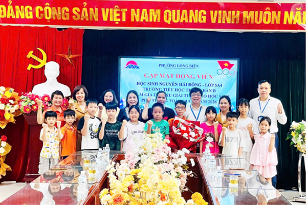 Phường Long Biên gặp mặt, động viên học sinh tham gia thi đấu giải thể thao học sinh phổ thông Toàn Quốc năm 2026- Ảnh 4.
