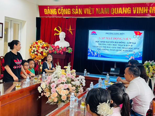 Phường Long Biên gặp mặt, động viên học sinh tham gia thi đấu giải thể thao học sinh phổ thông Toàn Quốc năm 2026- Ảnh 5.