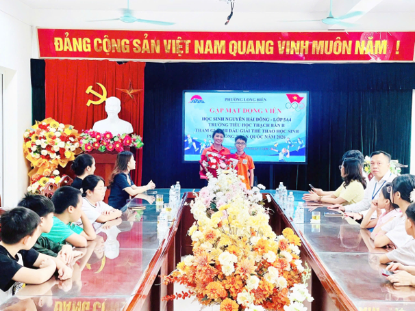 Phường Long Biên gặp mặt, động viên học sinh tham gia thi đấu giải thể thao học sinh phổ thông Toàn Quốc năm 2026- Ảnh 6.
