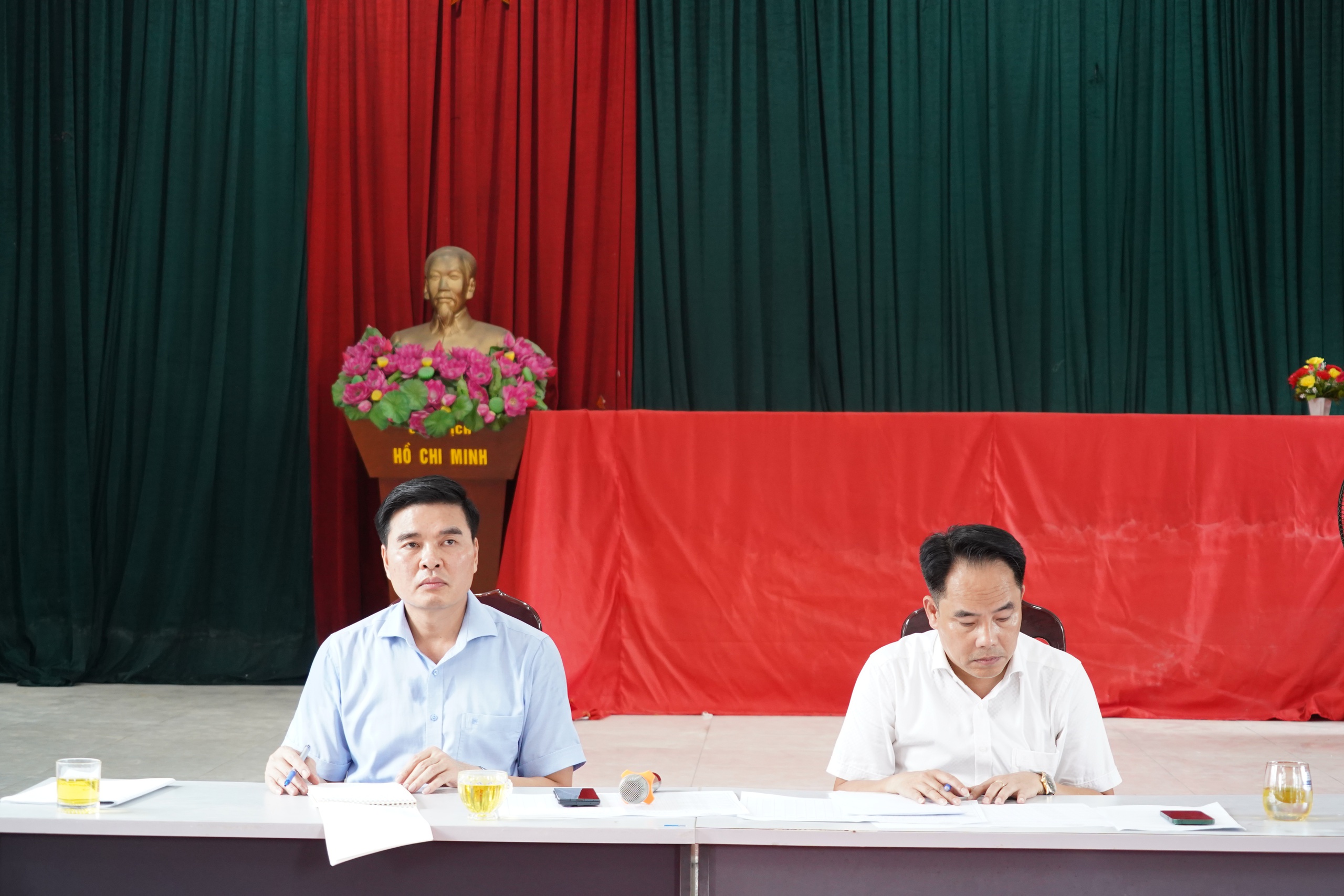 Chủ tịch UBND phường Chương Mỹ - Trịnh Duy Oai tăng cường đối thoại, vận động nhân dân bàn giao mặt bằng sớm thực hiện Dự án Cải tạo, nâng cấp Quốc lộ 6 đoạn Ba La - Xuân Mai- Ảnh 2.
