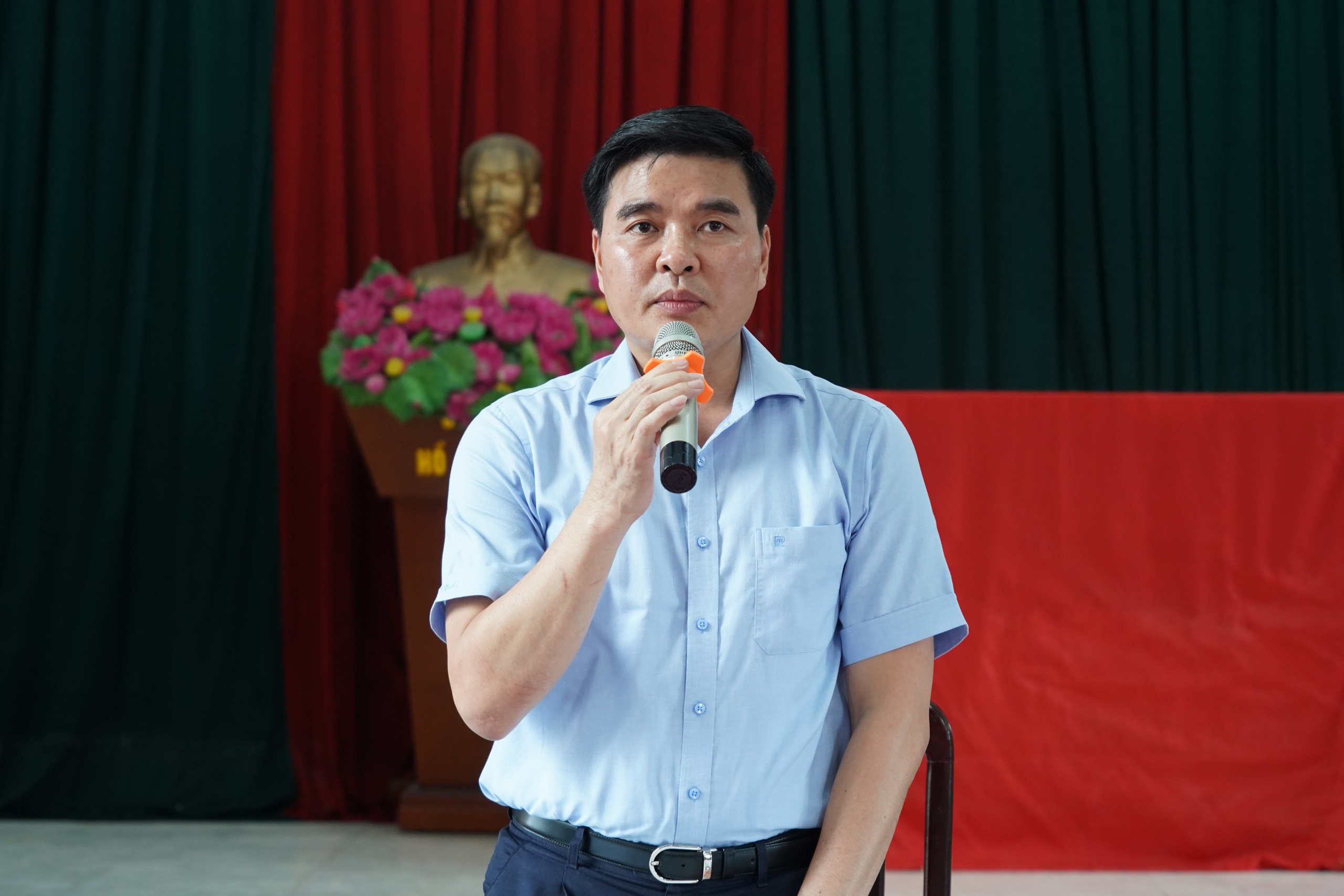 Chủ tịch UBND phường Chương Mỹ - Trịnh Duy Oai tăng cường đối thoại, vận động nhân dân bàn giao mặt bằng sớm thực hiện Dự án Cải tạo, nâng cấp Quốc lộ 6 đoạn Ba La - Xuân Mai- Ảnh 1.
