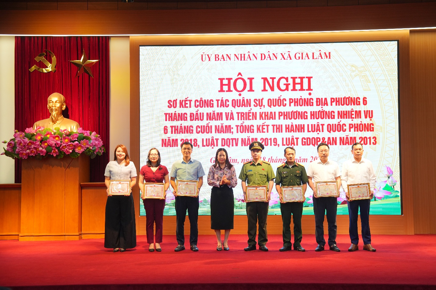UBND xã Gia Lâm sơ kết công tác quân sự, quốc phòng địa phương 6 tháng đầu năm 2026 và tổng kết thi hành các luật về quốc phòng, an ninh- Ảnh 6.