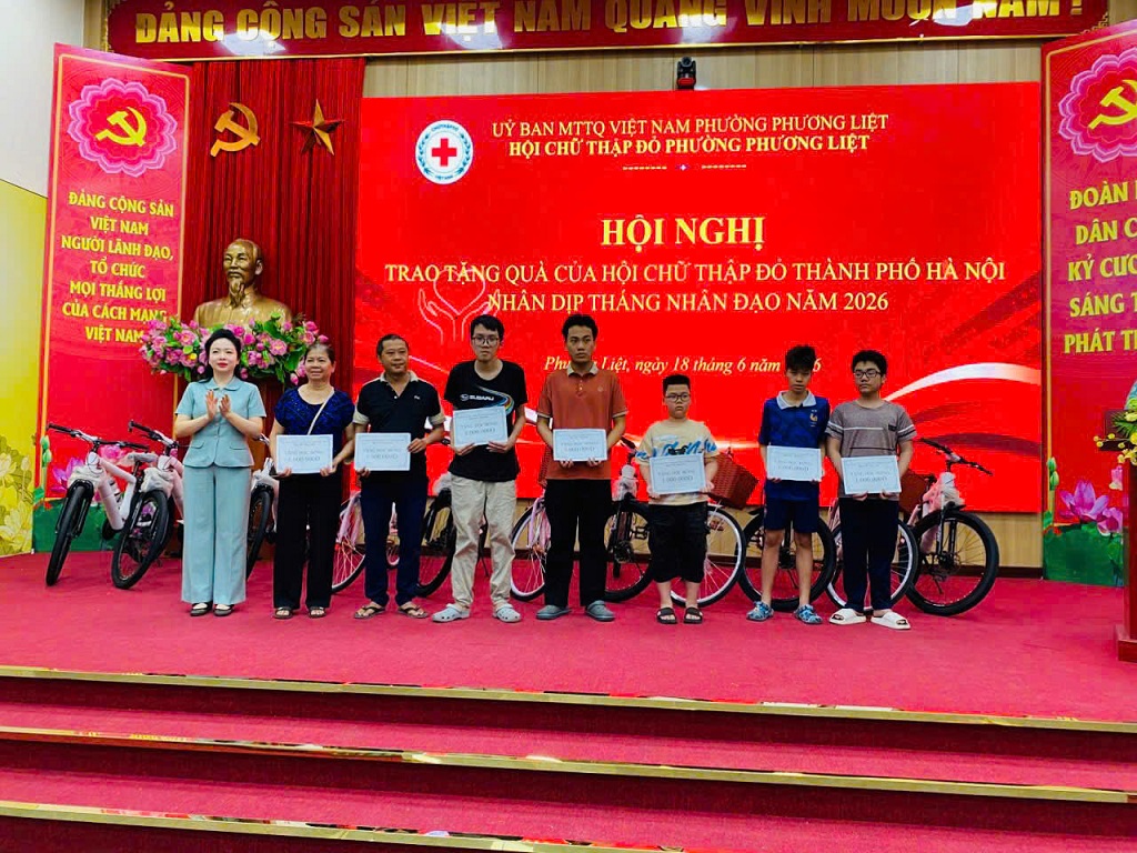 Phường Phương Liệt: Sơ kết công tác Chữ thập đỏ 6 tháng đầu năm và trao quà “Tháng nhân đạo” năm 2026- Ảnh 2.