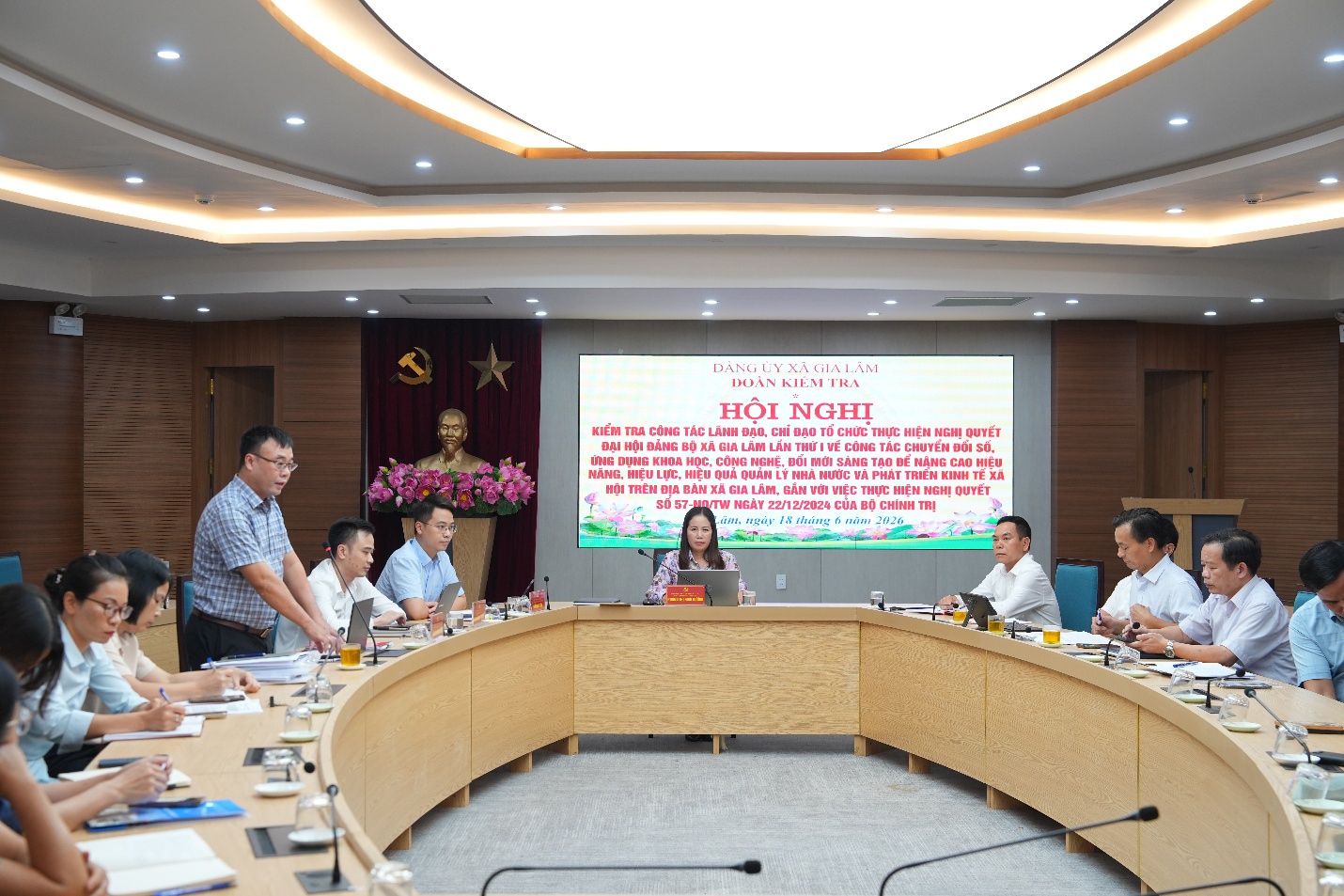 Đảng ủy xã Gia Lâm tổ chức Hội nghị kiểm tra công tác lãnh đạo, chỉ đạo thực hiện Nghị quyết Đại hội Đảng bộ xã về chuyển đổi số- Ảnh 1.