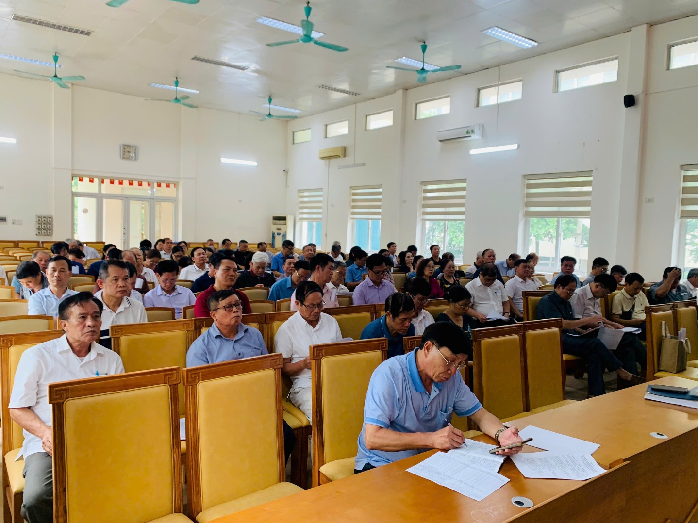 Nghĩa Đô lấy ý kiến hoàn thiện Đề án kiện toàn chi bộ tổ dân phố- Ảnh 2.