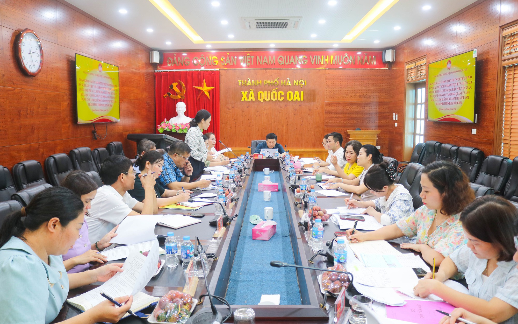 Đoàn khảo sát UB MTTQ Việt Nam Thành phố Hà Nội làm việc với UB MTTQ các xã về công tác vận động, quản lý và sử dụng các loại quỹ do UB MTTQ Thành phố triển khai năm 2026