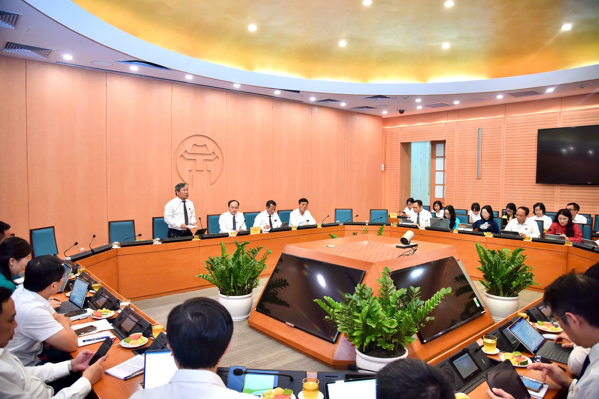 Chủ tịch Hà Nội Vũ Đại Thắng: Luật Thủ đô 2026 mở ra bước chuyển căn bản về phân cấp, phân quyền- Ảnh 2.