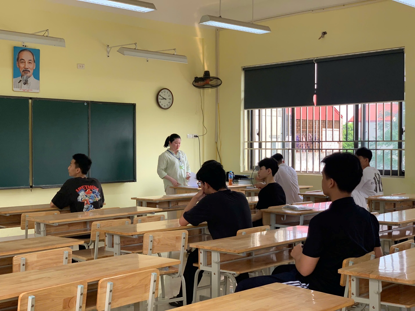 1.017 thí sinh xã Hoài Đức làm thủ tục thi vào lớp 10, các hội đồng thi hoàn tất mọi phương án chuẩn bị- Ảnh 3.