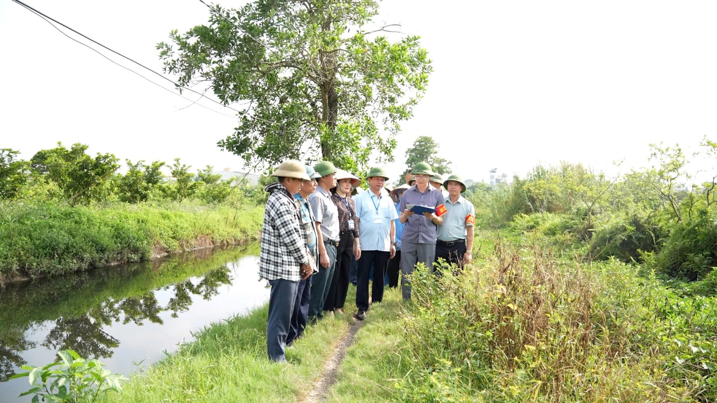 Hoài Đức cưỡng chế kiểm đếm bắt buộc phục vụ dự án trường THCS Di Trạch và khu đất dịch vụ X5- Ảnh 2.