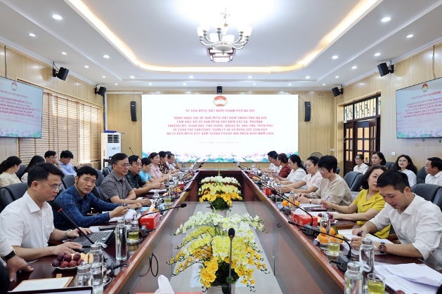 Ủy ban MTTQ Việt Nam thành phố Hà Nội khảo sát về công tác vận động, quản lý và sử dụng Quỹ “Vì biển, đảo Việt Nam”, Quỹ “Vì người nghèo” và Quỹ “Cứu trợ” tại xã Xuân Mai- Ảnh 2.