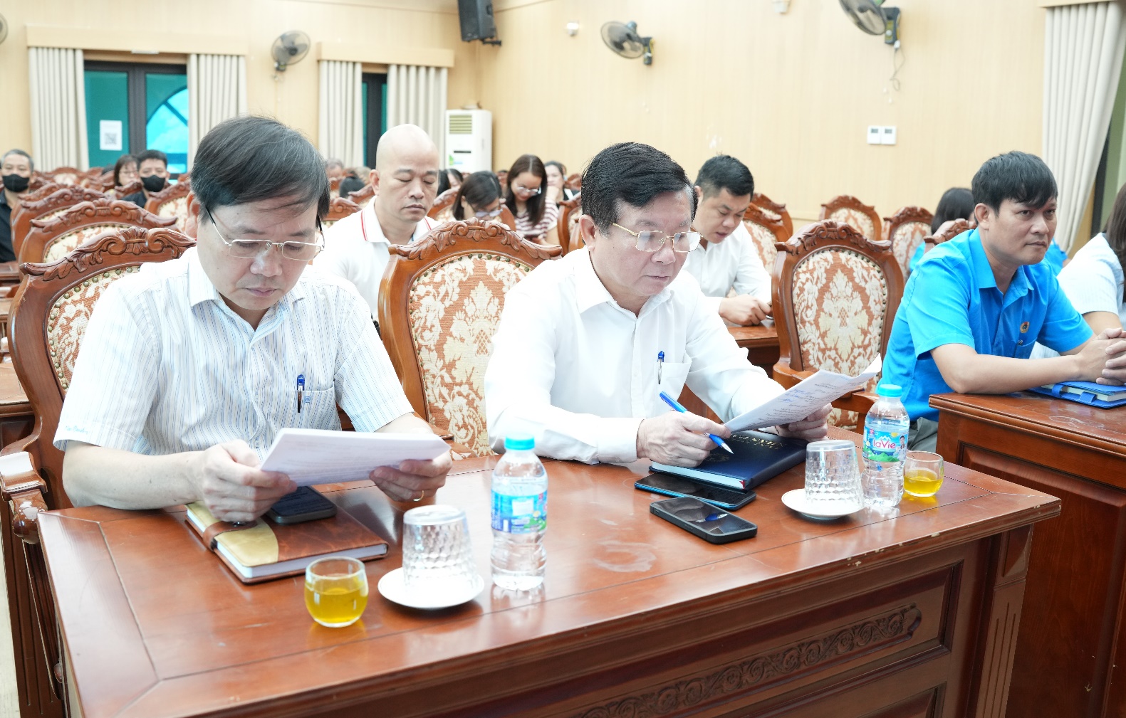 Công đoàn xã Hoài Đức công bố Quyết định thành lập công đoàn cơ sở và trao quà cho đoàn viên khó khăn- Ảnh 1.