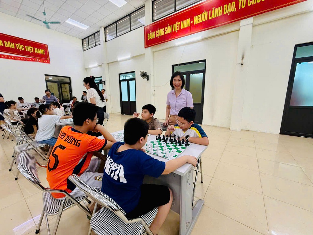 TRUNG TÂM VĂN HÓA THÔNG TIN & THỂ THAO PHƯỜNG PHƯƠNG LIỆT TỔ CHỨC THÀNH CÔNG KHAI MẠC LỚP CỜ VUA HÈ NĂM 2026- Ảnh 2.
