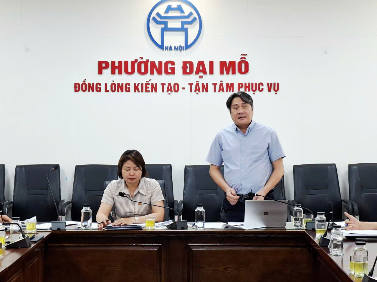 Ban Kinh tế - Ngân sách HĐND làm việc với UBND phường về công tác quản lý nhà nước đối với các điểm trông giữ xe trên địa bàn phường- Ảnh 3.