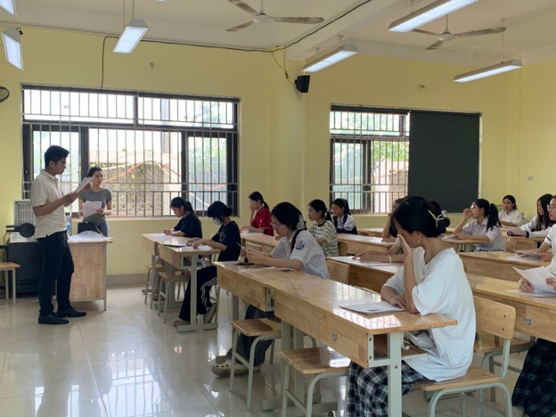 1.017 thí sinh xã Hoài Đức làm thủ tục thi vào lớp 10, các hội đồng thi hoàn tất mọi phương án chuẩn bị- Ảnh 4.