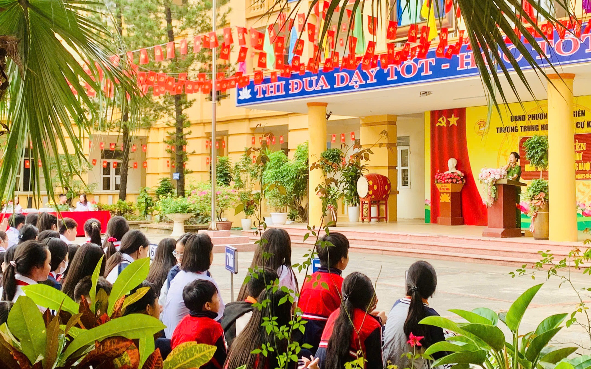 Công an phường Long Biên đẩy mạnh tuyên truyền phòng, chống tội phạm công nghệ cao và lừa đảo trên không gian mạng