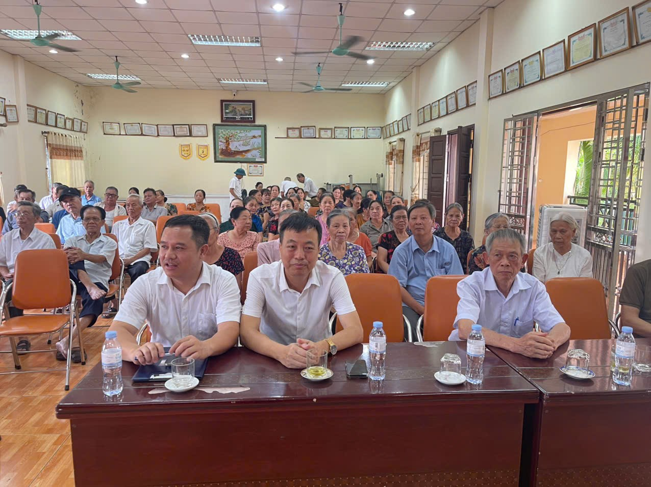 Phát huy dân chủ, tạo đồng thuận trong sắp xếp thôn, tổ dân phố khu vực Tân Hội- Ảnh 4.