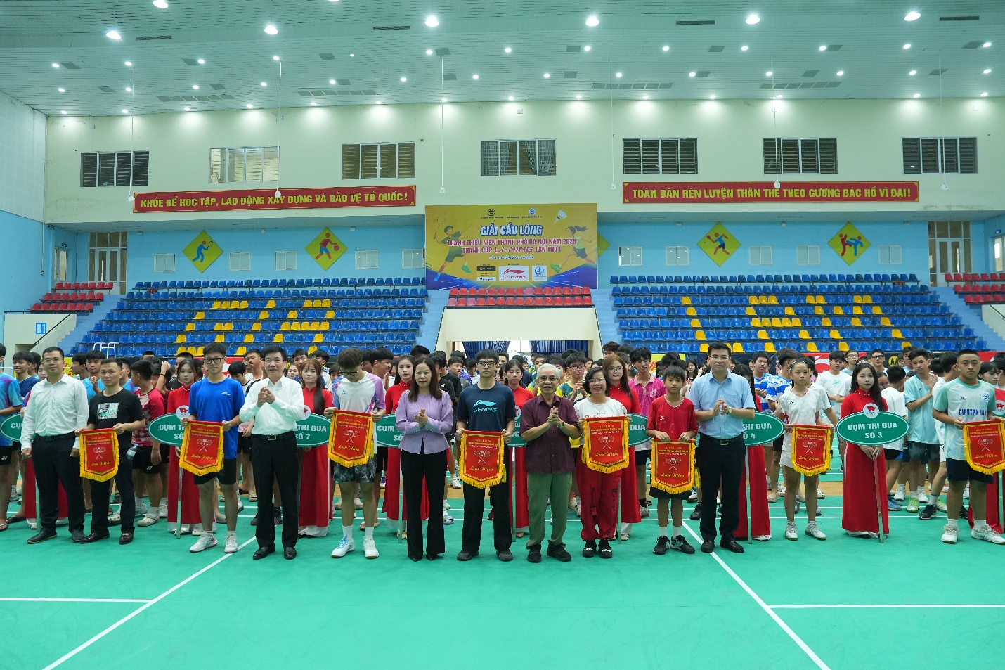 Khai mạc Giải Cầu lông Thanh Thiếu niên thành phố Hà Nội năm 2026 - Tranh Cúp Li-Ning lần thứ I tại xã Gia Lâm- Ảnh 4.