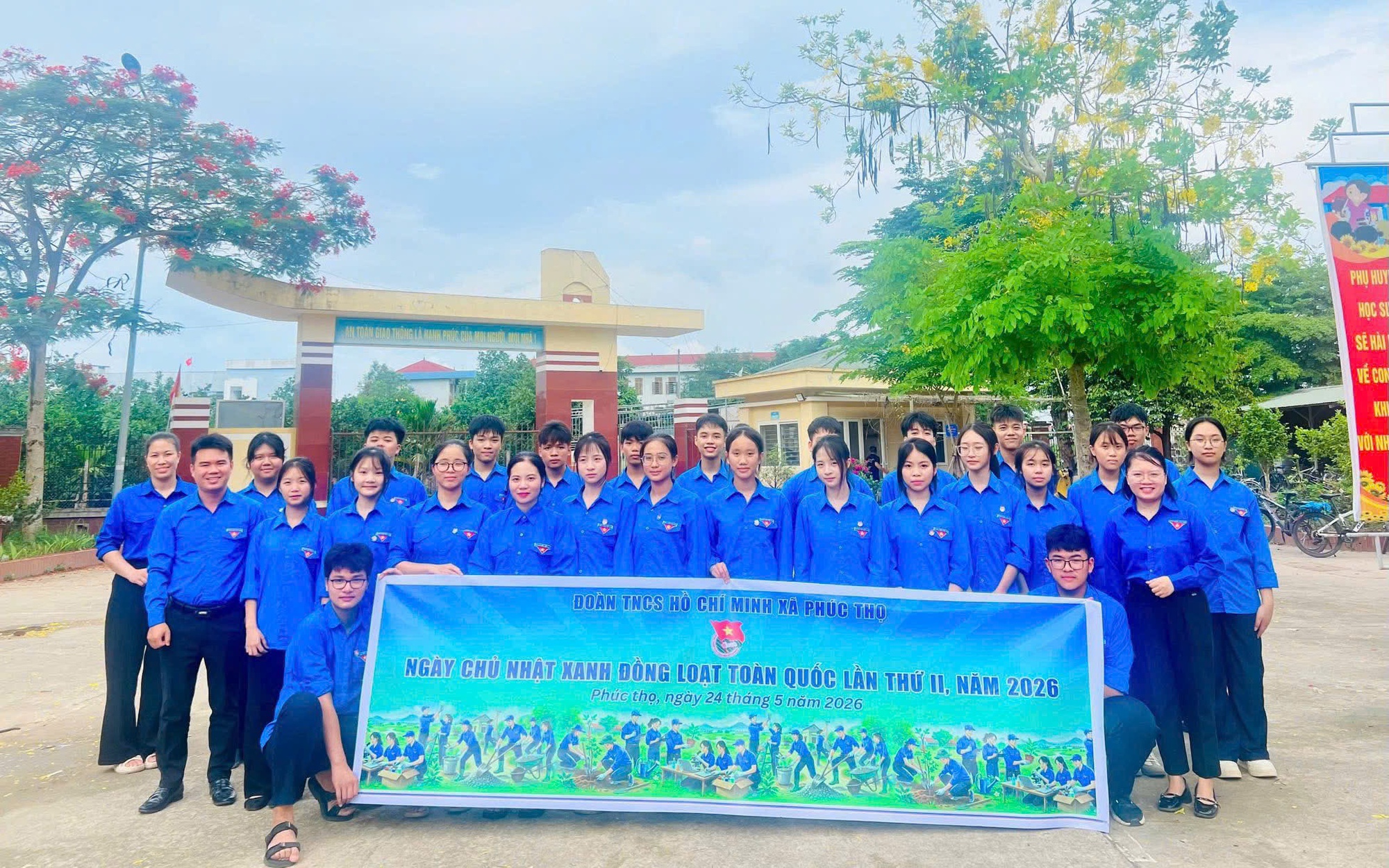 Tuổi trẻ Phúc Thọ xung kích, tình nguyện vì cộng đồng trong Chiến dịch Thanh niên tình nguyện hè năm 2026