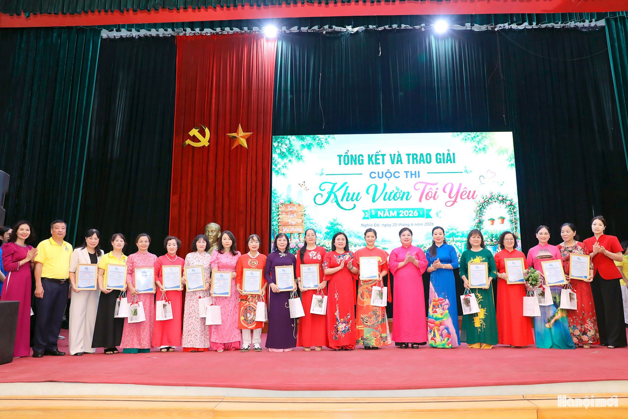 Phường Nghĩa Đô lan tỏa giá trị gia đình từ Ngày hội “Gia đình kết nối yêu thương”- Ảnh 6.