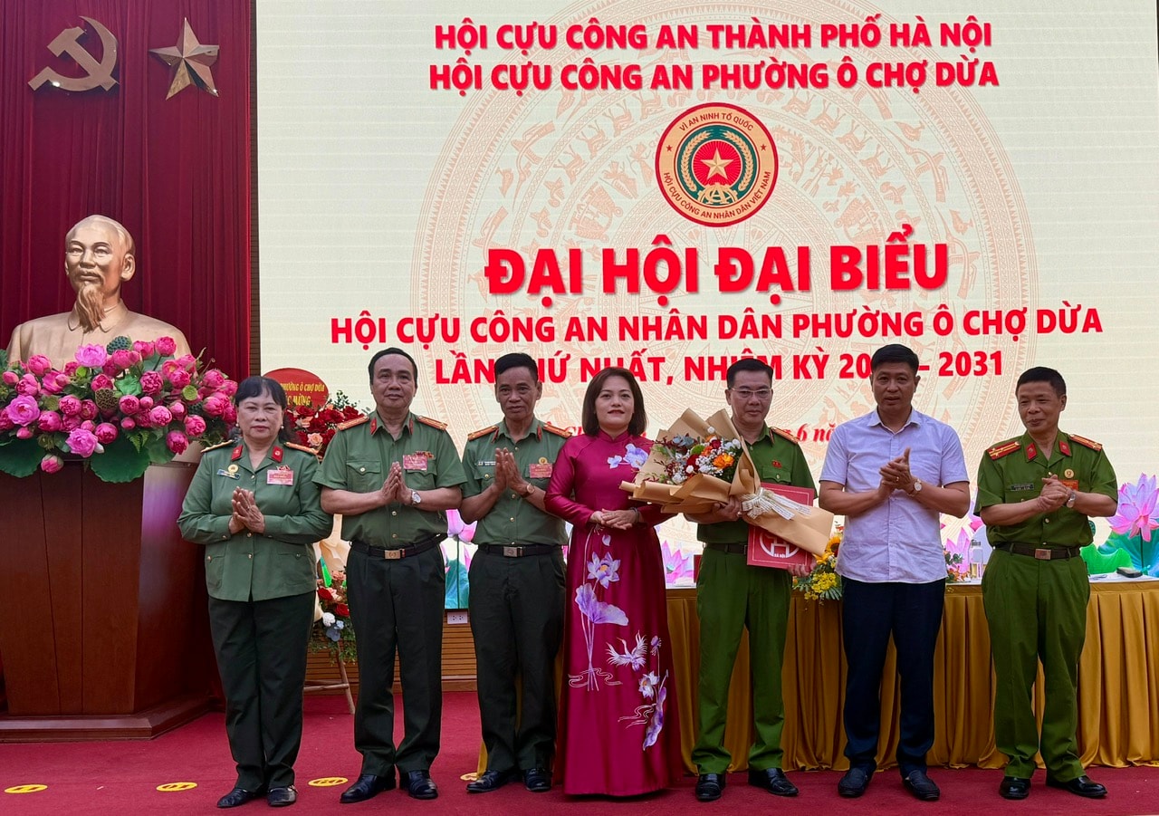 Đại hội Hội Cựu Công an nhân dân phường Ô Chợ Dừa lần thứ nhất- Ảnh 1.