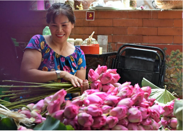 Nghệ thuật ướp trà sen Tây Hồ truyền thống- Ảnh 2.